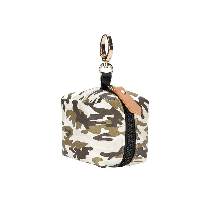 Boîte à Sucette Bébé Motifs Imprimés en PU waterproof, idéale pour protéger la sucette de votre enfant avec style.