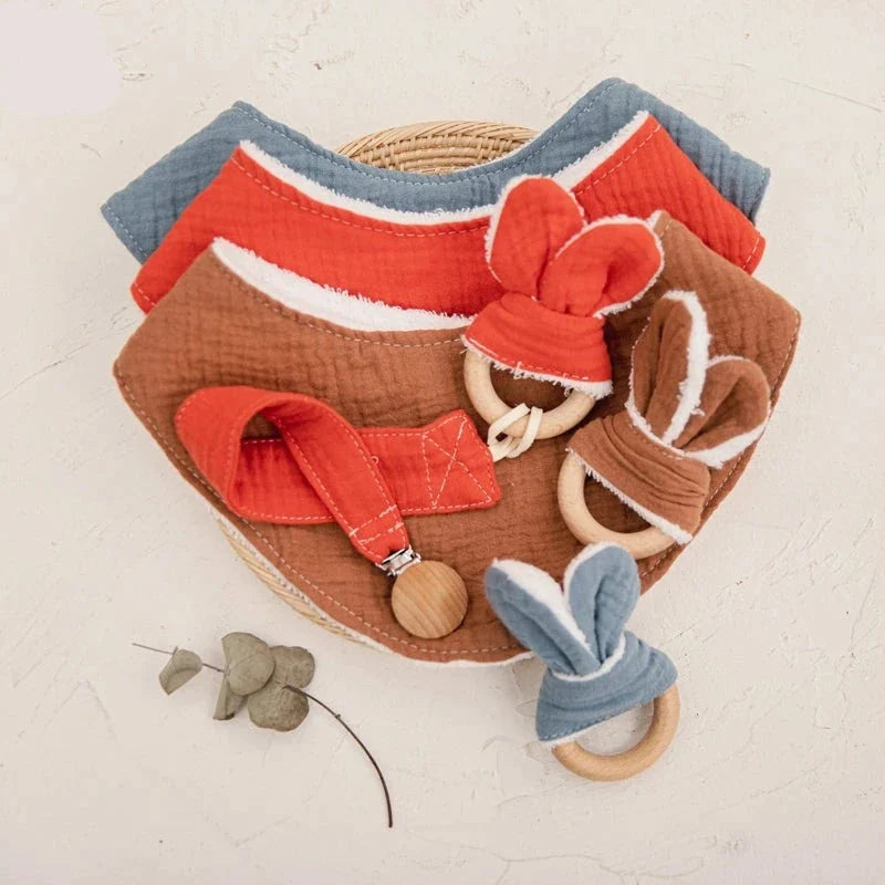 Set Bavoir + Hochet et Attache tétine - Coffrets Cadeaux bébé
